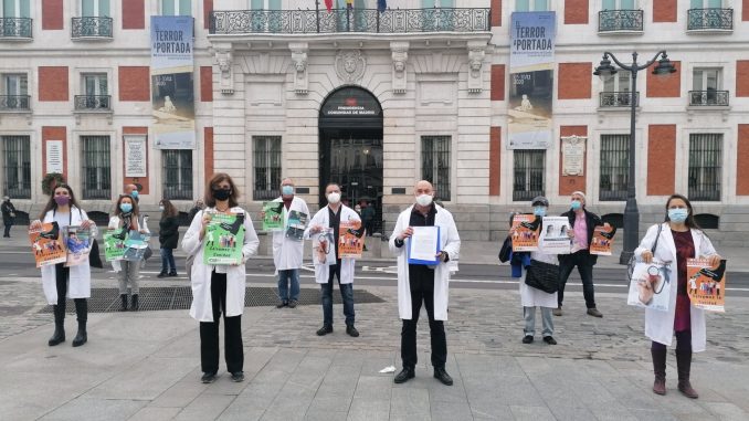 Representantes de AMYTS en Madrid.