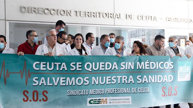 Concentración de los médicos de Ceuta.