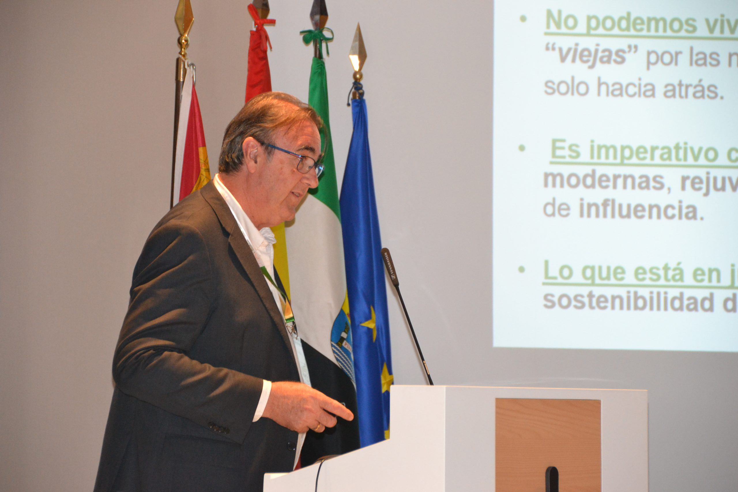 Víctor Pedrera, secretario general de CESM.