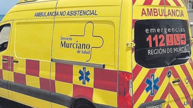 Vehículo de transporte del Servicio Murciano de Salud.