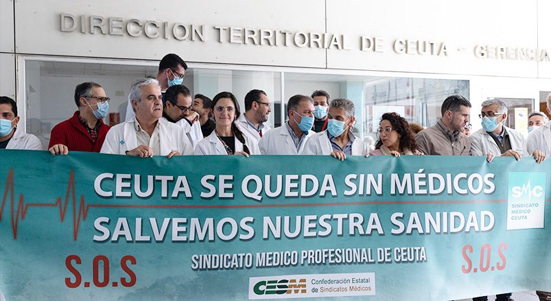 Concentración de los médicos de Ceuta.