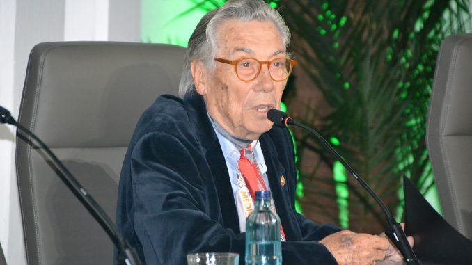 Patricio Martínez, presidente de honor de CESM.