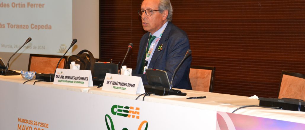 Tomás Toranzo durante la ponencia.