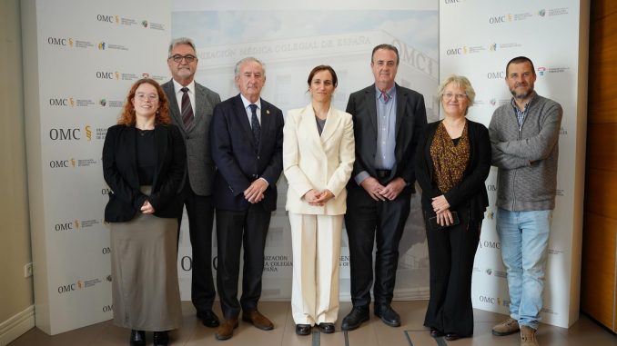 Los miembros del Foro de la Profesión junto a la ministra de Sanidad y el DGOP.