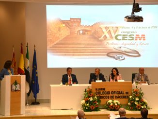 Mesa inaugural del Congreso.